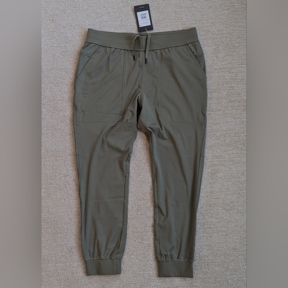 Burton Men's Large Green Multipath Joggers Pants